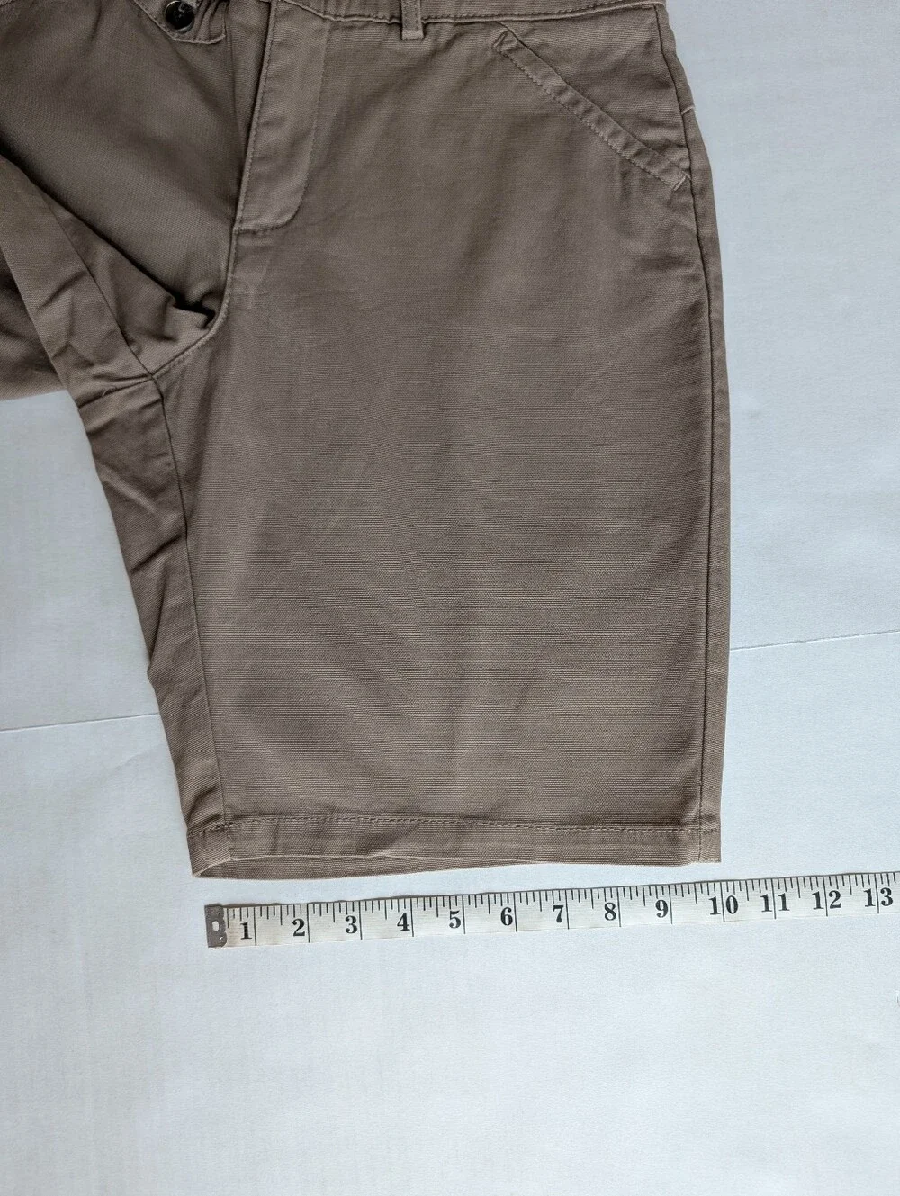 Lee Total Freedom Mid-Rise Matteo Chino Bermuda Shorts 8M Khaki Grey Persian